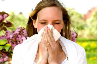 Аллергия может вызвать отек уха Отек уха и аллергия